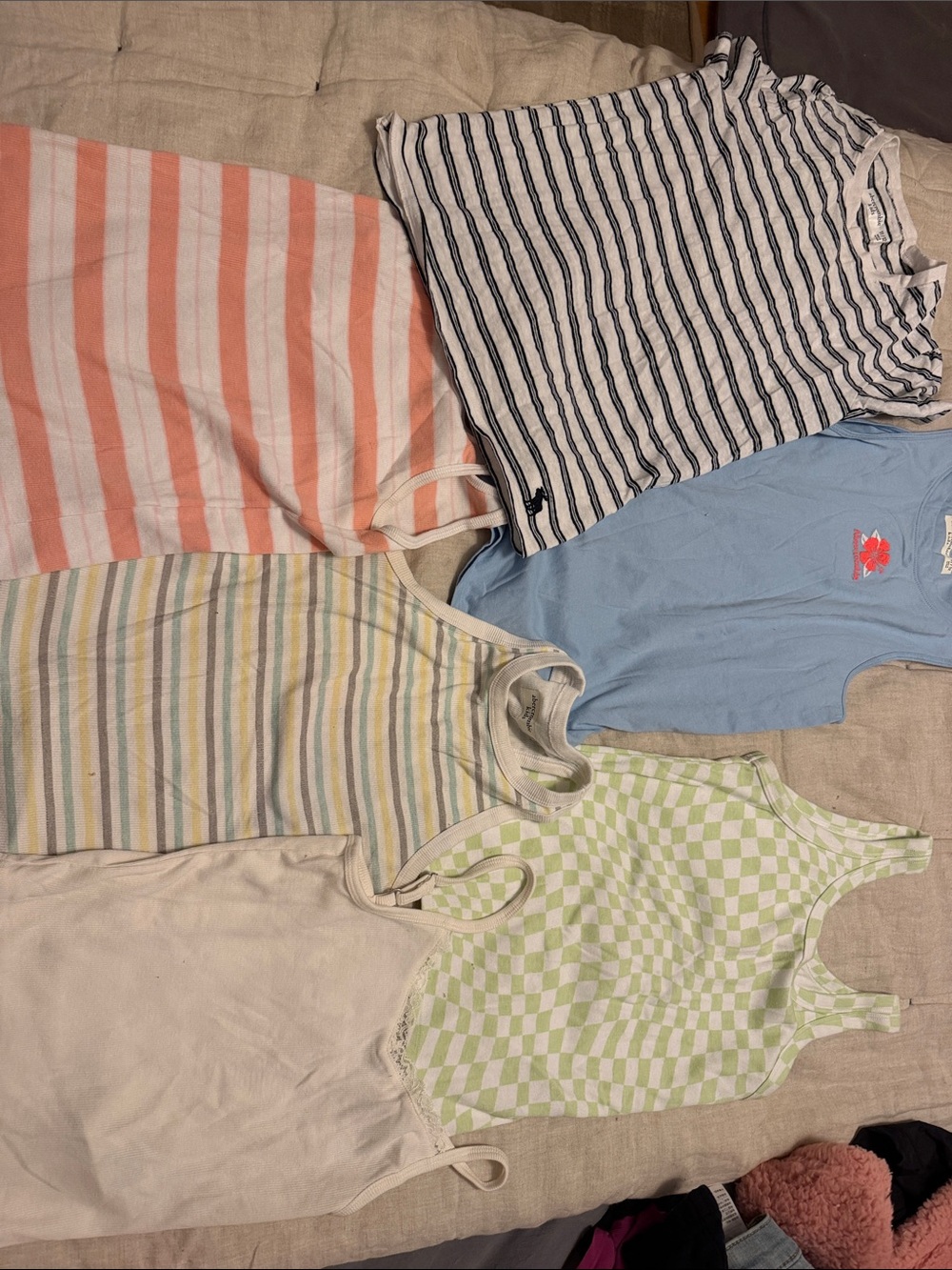 Kids 11/12 lot tank tops/t shirt